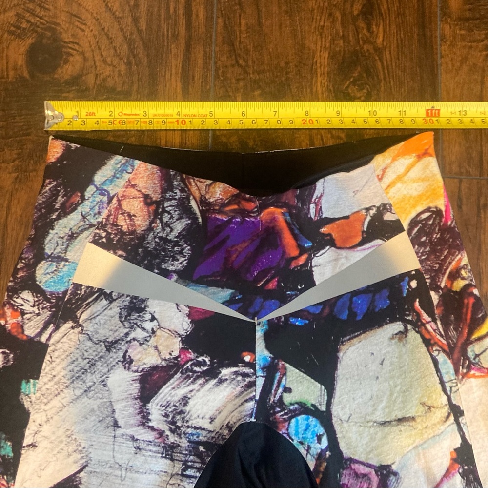 Shorts - Picture 9 of 12